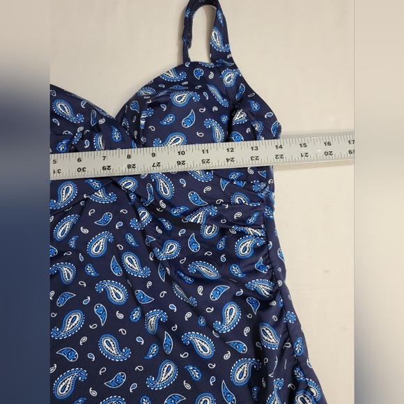 Lands' End Slimming Wrap Underwire Tankini Top Deep Sea Navy Paisley Size 6 - Picture 13 of 13